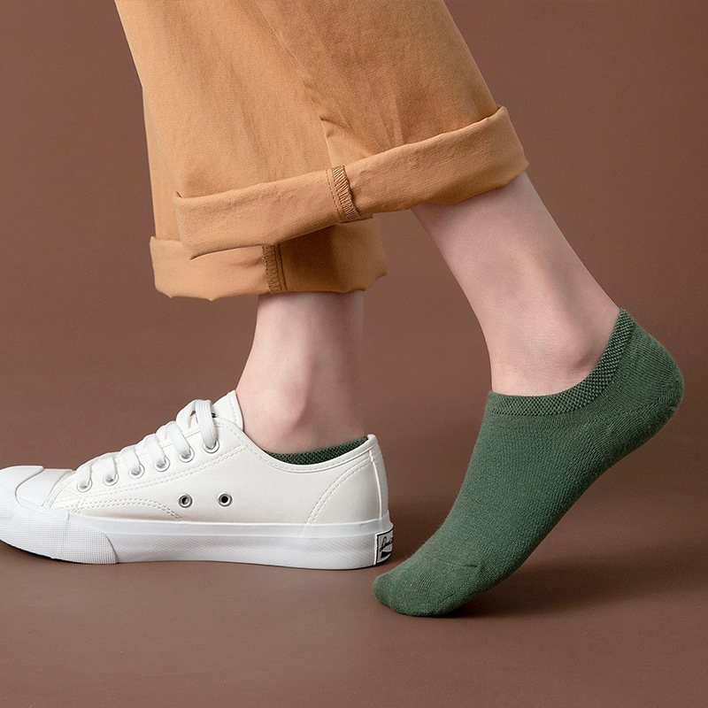 Los calcetines de barco no se caen con los calcetines delgados de verano para mujer, los calcetines de algodón de color sólido para niños, los calcetines de mujer antideslizantes que absorben el sudor de Zhuji al por mayor