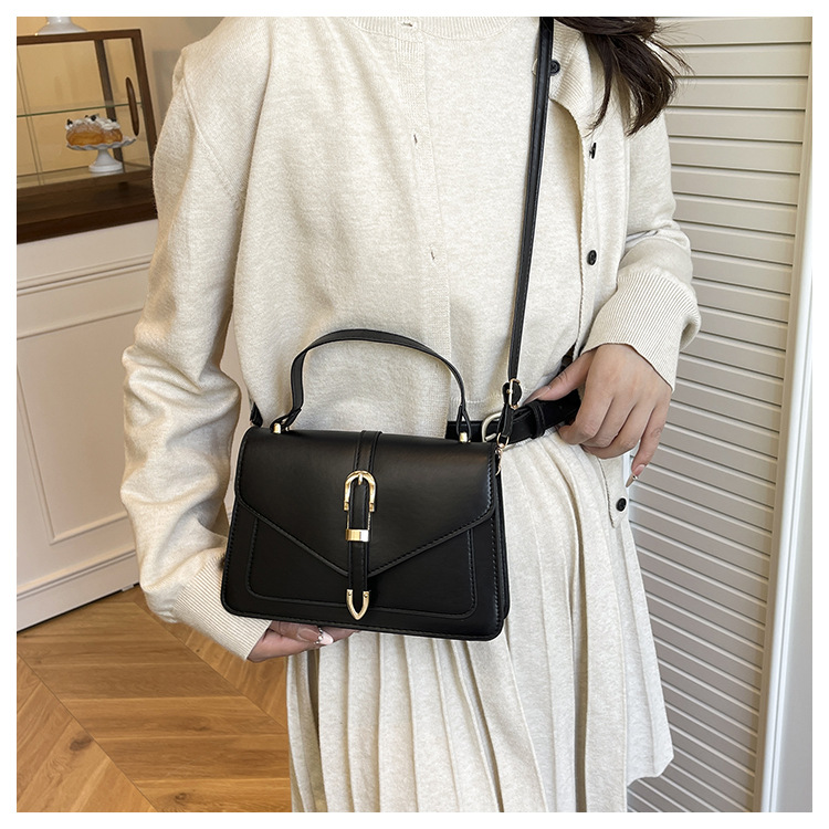 Stylish Women's Crossbody Bag Versatile Small Square Shoulder Bag_voghion.com