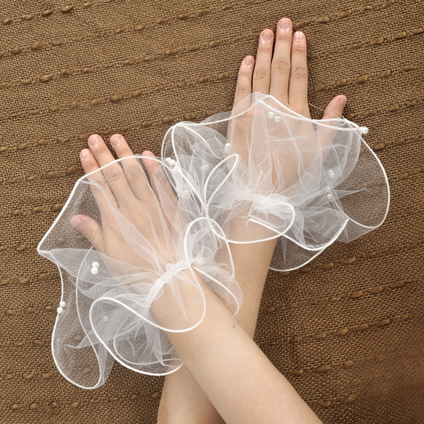 fashionable thin elegant sleeves for bride