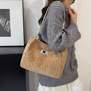 �������l�q朗lҸ�°����ذ�Ů���¿��＾�����μ�ͨ�ڰ����ذ�