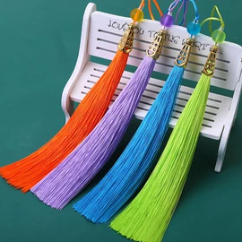 流苏、穗;福字/福字贴;衣钩/挂钩