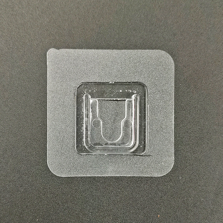 防水透明なドアの後ろの接着剤は台所をフックします。|undefined