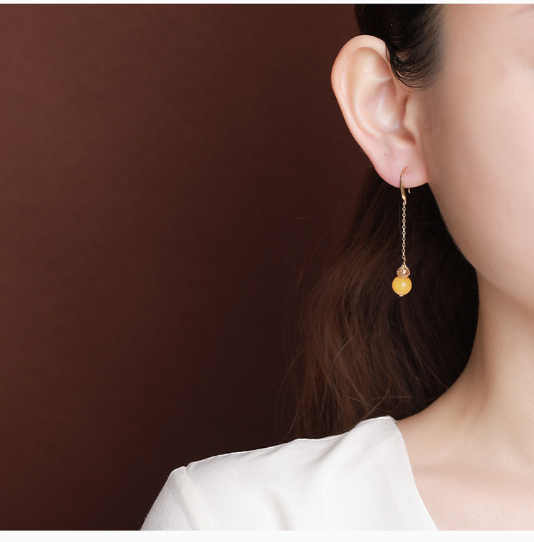 Bông tai móc bạc S925 mạ vàng đính ngọc bích và sáp ong hình hươu phong cách retro — Mẫu sáp ong chi tiết 9
