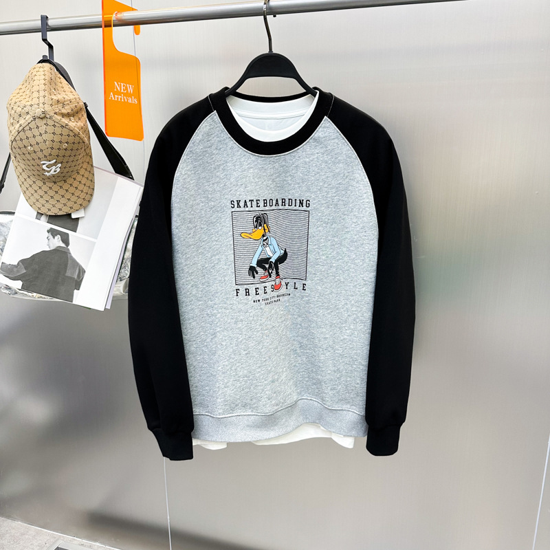 Original men's autumn and winter round neck sweater cartoon duck fashion fashion brand couple loose sweater fashion B1CRD3393
