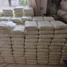 白色泳池过滤球真空包装纤维球滤料水处理精细过滤球
