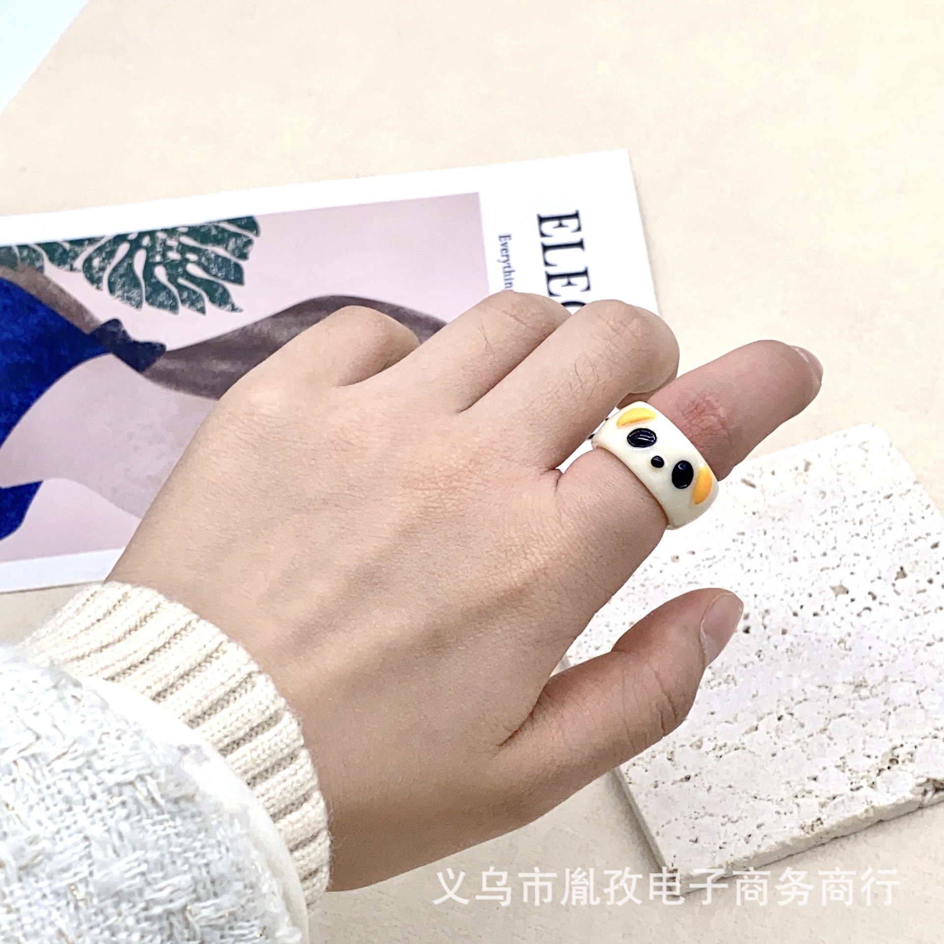 Transfronterizo nuevo personalizado colorido Panda de dibujos animados divertido anillo de resina pintado a mano INS estilo lindo anillo