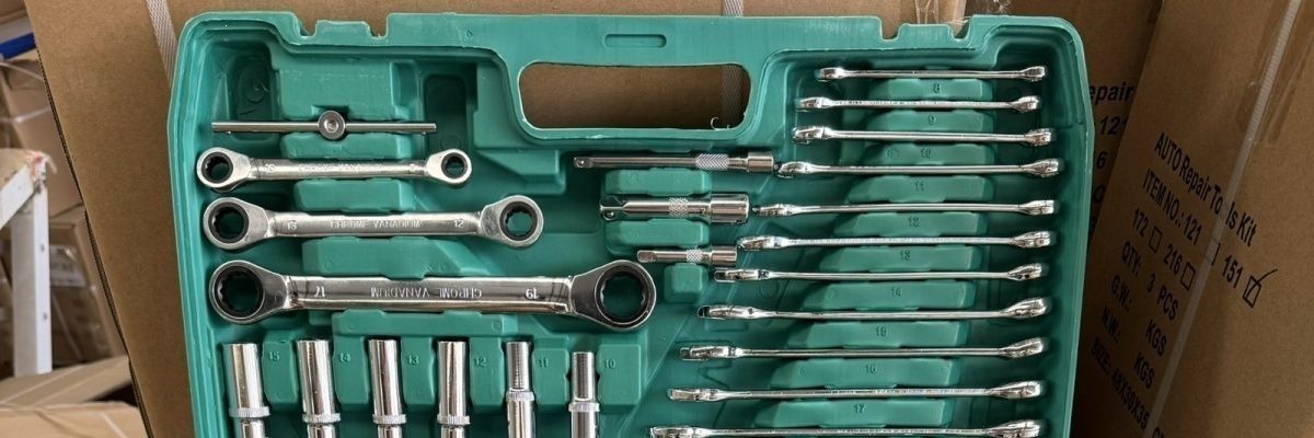 121-Piece Auto Repair Tool Set, Car Maintenance Repair Kit, Socket Set, Wrench Combination, Car Repair Wholesale