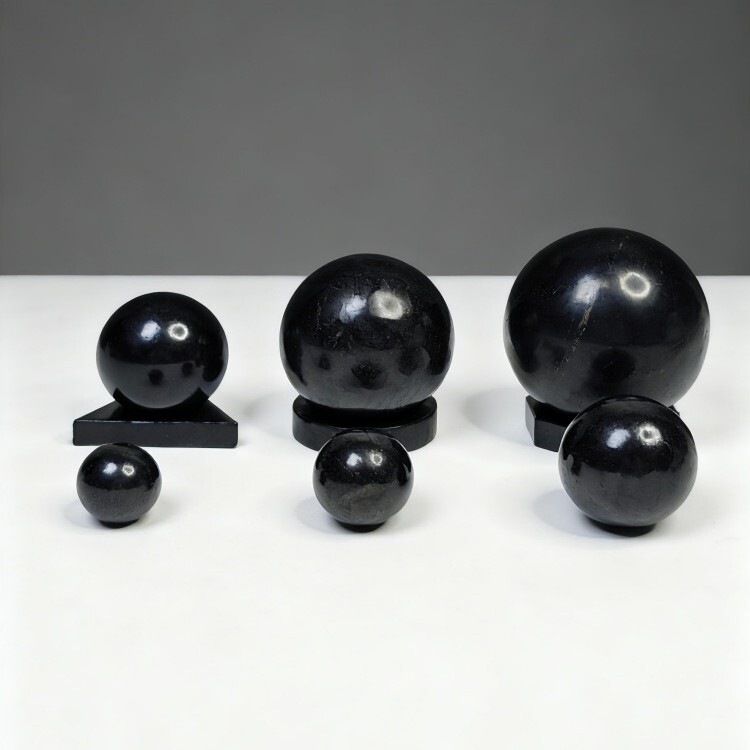Shungite Russian Conductive Stone Sphere Ornament Large Round Ball Hand-Held Toy Landscape Piece Gemstone
