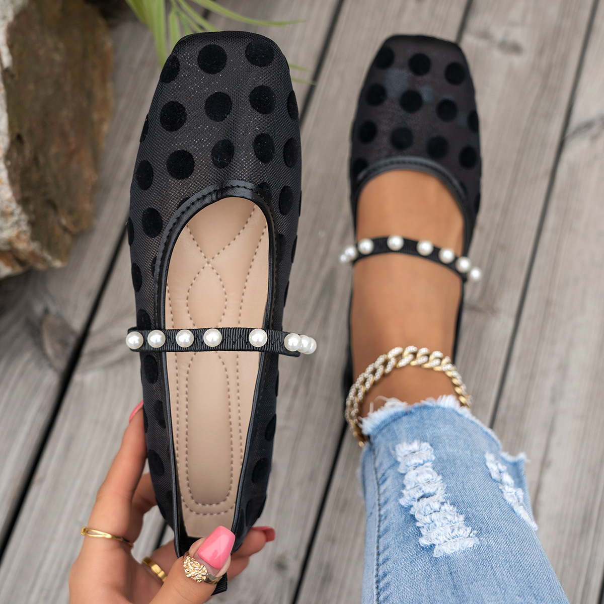 W polka dot pearl black