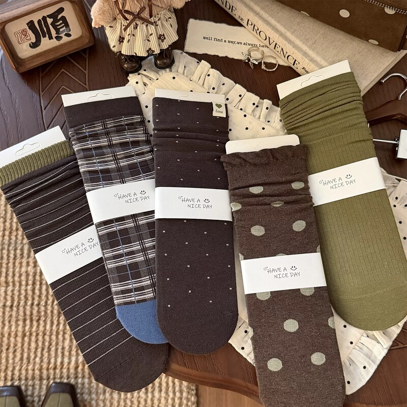 New autumn collection: women's mid-calf socks, Japanese-style lace trim, Korean-style cotton socks, retro design, seamless long socks for women New autumn collection: women's mid-calf socks, Japanese-style lace trim, Korean-style cotton socks, retro design, seamless long socks for women