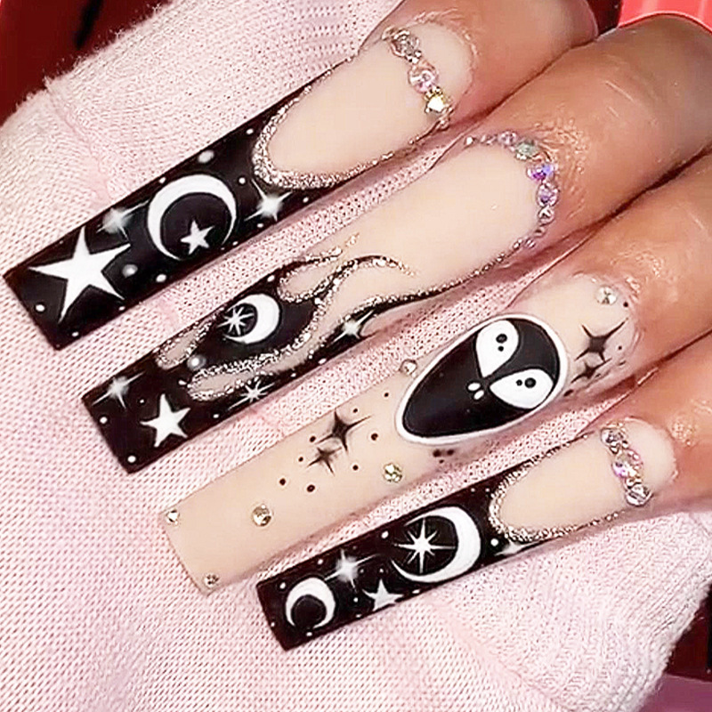 24 Pieces of Cross-Border Halloween Extra Long Square Black French Star and Moon Alien Flame Glitter Wearable Nails