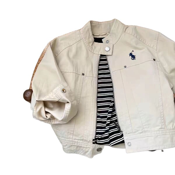 Children's demi-season jacket for boys with zipper