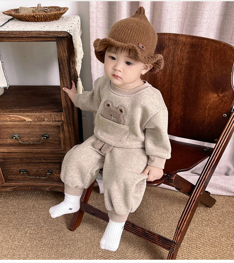 Completo bambino imbottito in pile autunnale stile alla moda_voghion.com