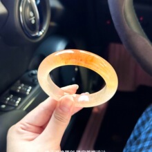 ��Ȼһ�����S�������C�㙉����������CʯӢ�����S������CŮ��