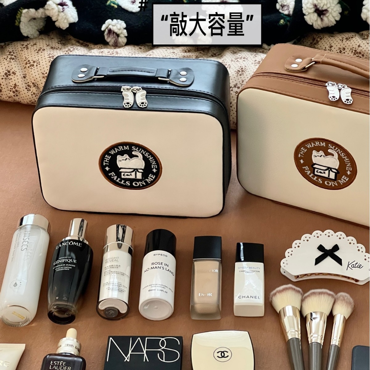 Alta nueva caja de maquillaje de cuero mujer portátil de gran capacidad con espejo bolsa de almacenamiento de viaje bolsa de almacenamiento impermeable bolsa de lavado