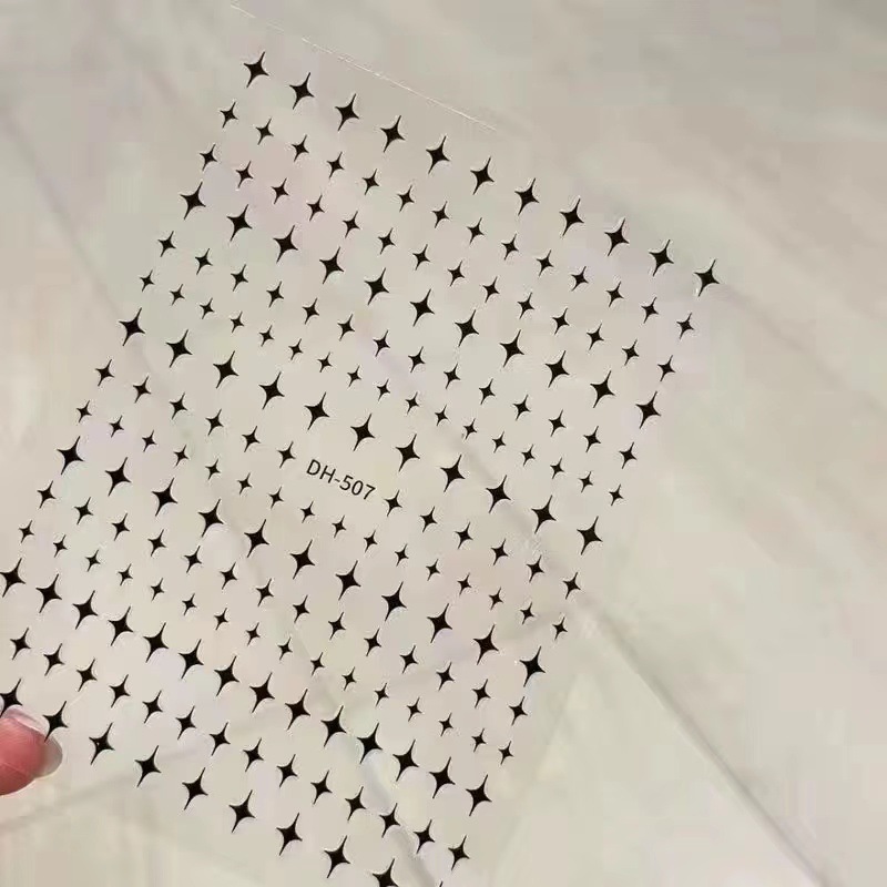 T222-little starburst-black