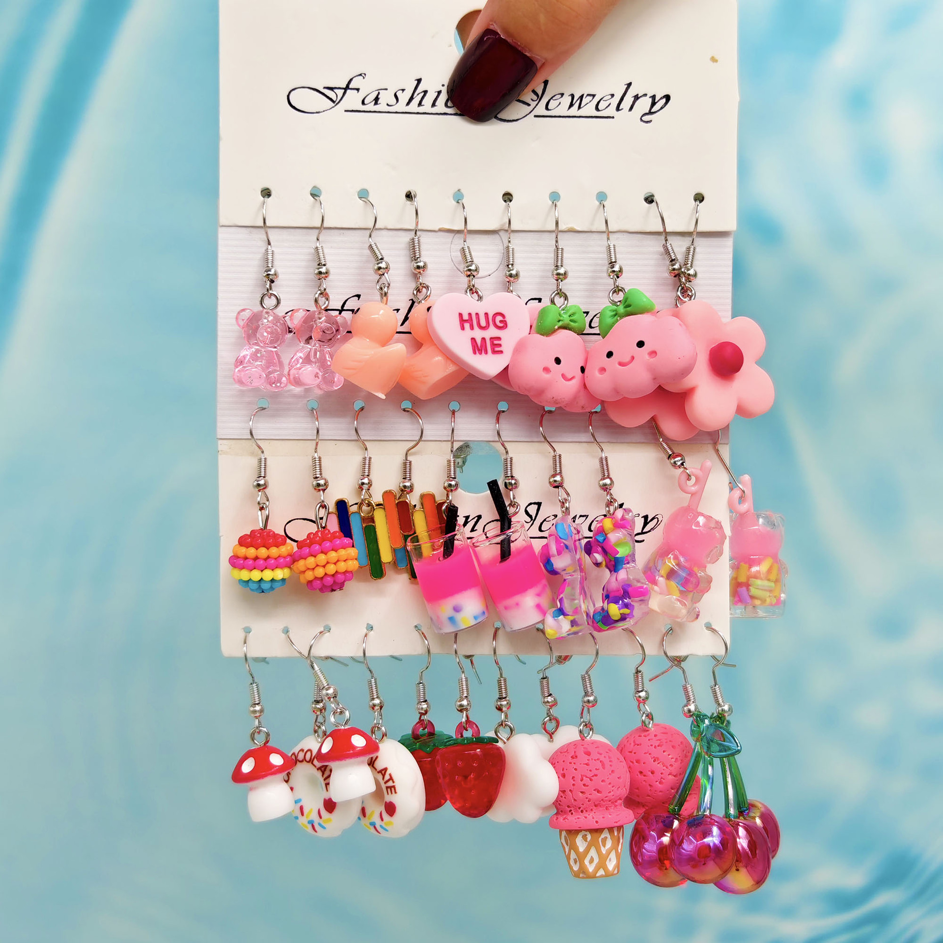 Moda transfronteriza de venta caliente de dibujos animados animales de caballo blanco resina de margarita simulación de alimentos donut auriculares multi-pieza conjunto