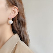 韩国潮流小众流行简约珍珠锆石个性耳钉S925银针耳饰品女轻奢风
