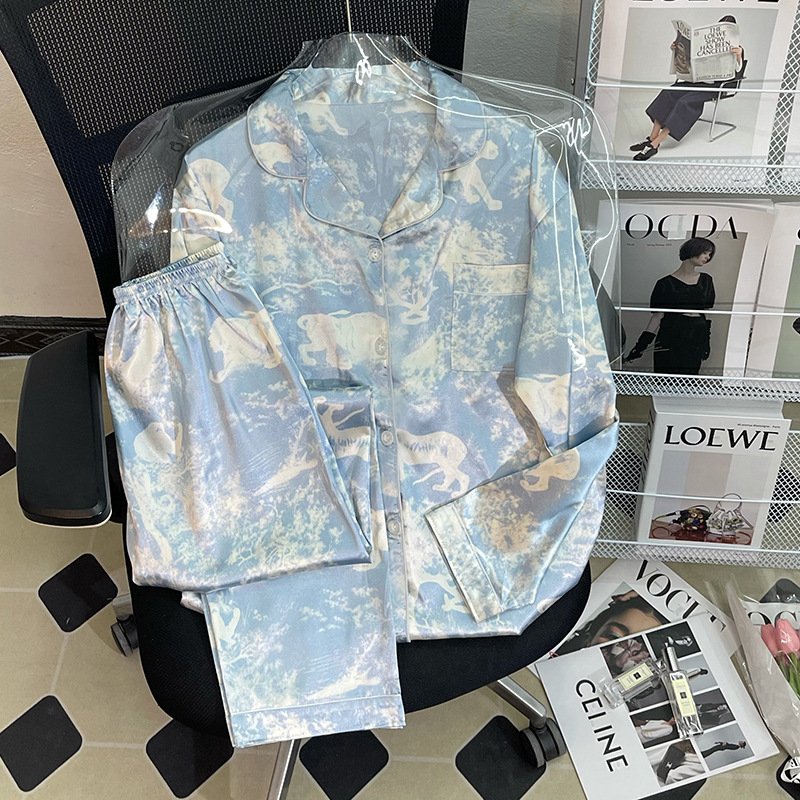 Pijamas de seda artificial para mujeres 2023 Primavera y otoño de manga larga de seda de hielo suelta talla grande traje de mujer de una sola pieza de entrega