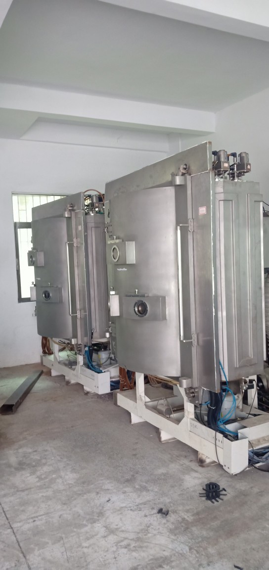 转让2套18年中频磁控溅射镀膜设备4个中频溅射阴极靶