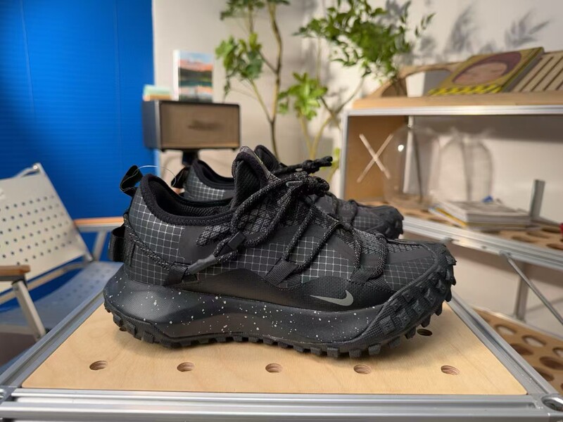 莆田靴新しい ACG 屋外ハイキングシューズハイキングシューズ滑り止め防水反射機能クロスカントリー男性と女性のランニングシューズ|undefined