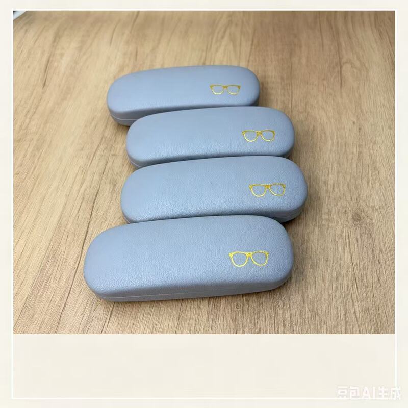 Wholesale supply of male and female students small fresh creative anti-pressure portable glasses case children's glasses case can do logo