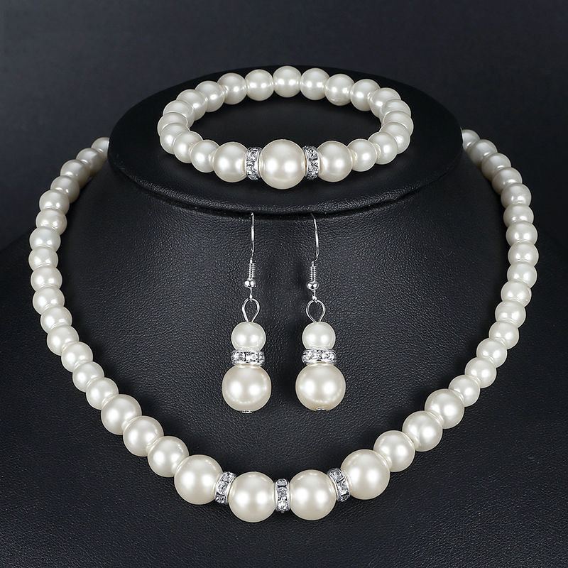 Imitation Pearl Necklace, Bracelet, and Earring Set for Brides, Beautiful Wedding Photo Accessories, Gift for Mom, Three-Piece Set with Shell Pearls Imitation Pearl Necklace, Bracelet, and Earring Set for Brides, Beautiful Wedding Photo Accessories, Gift for Mom, Three-Piece Set with Shell Pearls