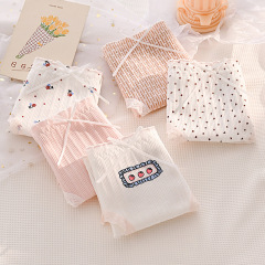 可愛少女生草莓櫻桃內褲女牛奶絲中腰三角學生花邊性感純欲褲跨境