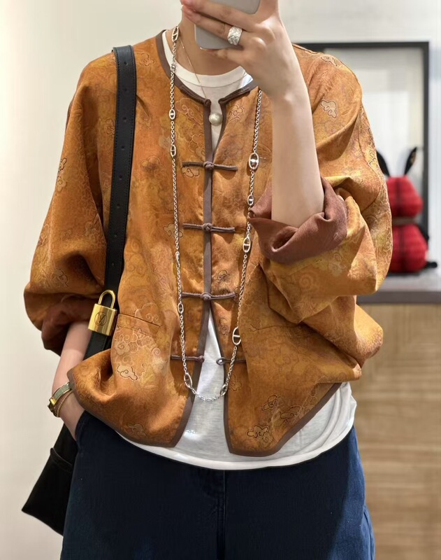 设计感新中式盘扣时髦调性真丝提花香云纱祥云印花宽松百搭外套|undefined