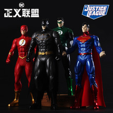 工厂直销正版正义联盟超人蝙蝠侠声音灯光关节可动男孩模型收藏