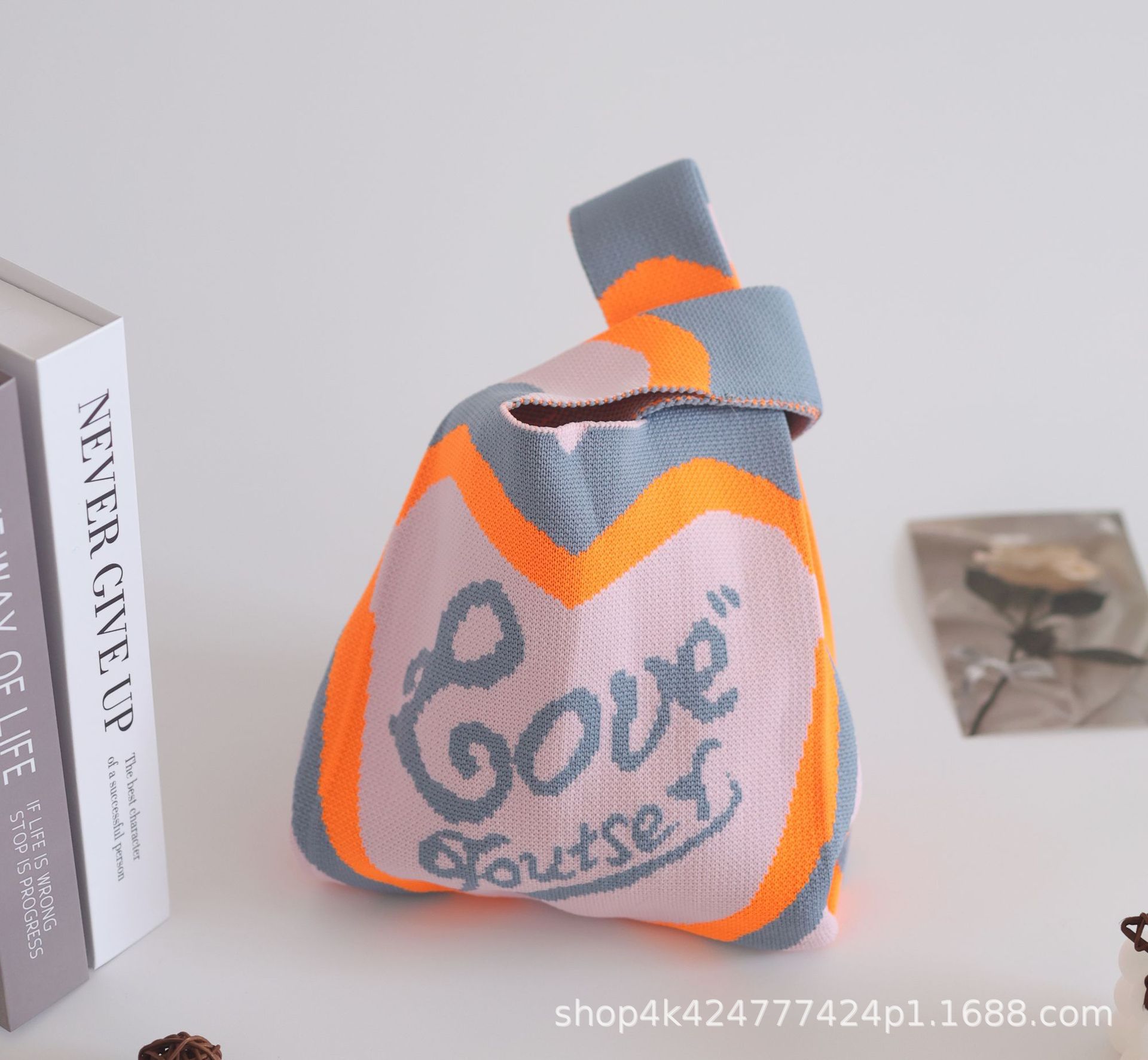 INS bolso de celebridad de Internet bolso de cubo de lana de punto para mujer bolso de mano casual bolso de mano de estilo japonés y coreano bolsa de Almuerzo