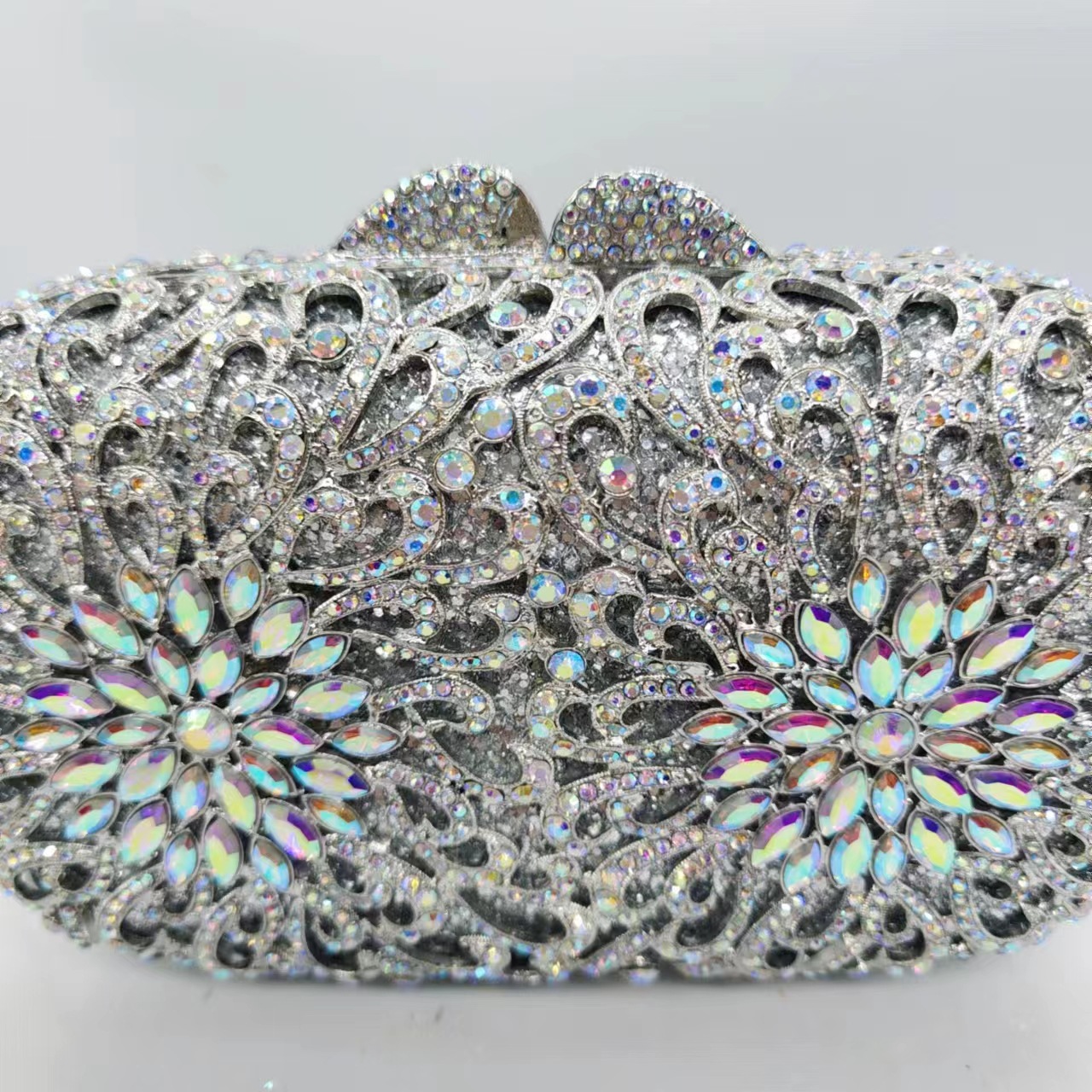 Túi clutch nữ đính kim cương hộp kim loại cứng dự tiệc — màu bạc, màu vàng chi tiết 4