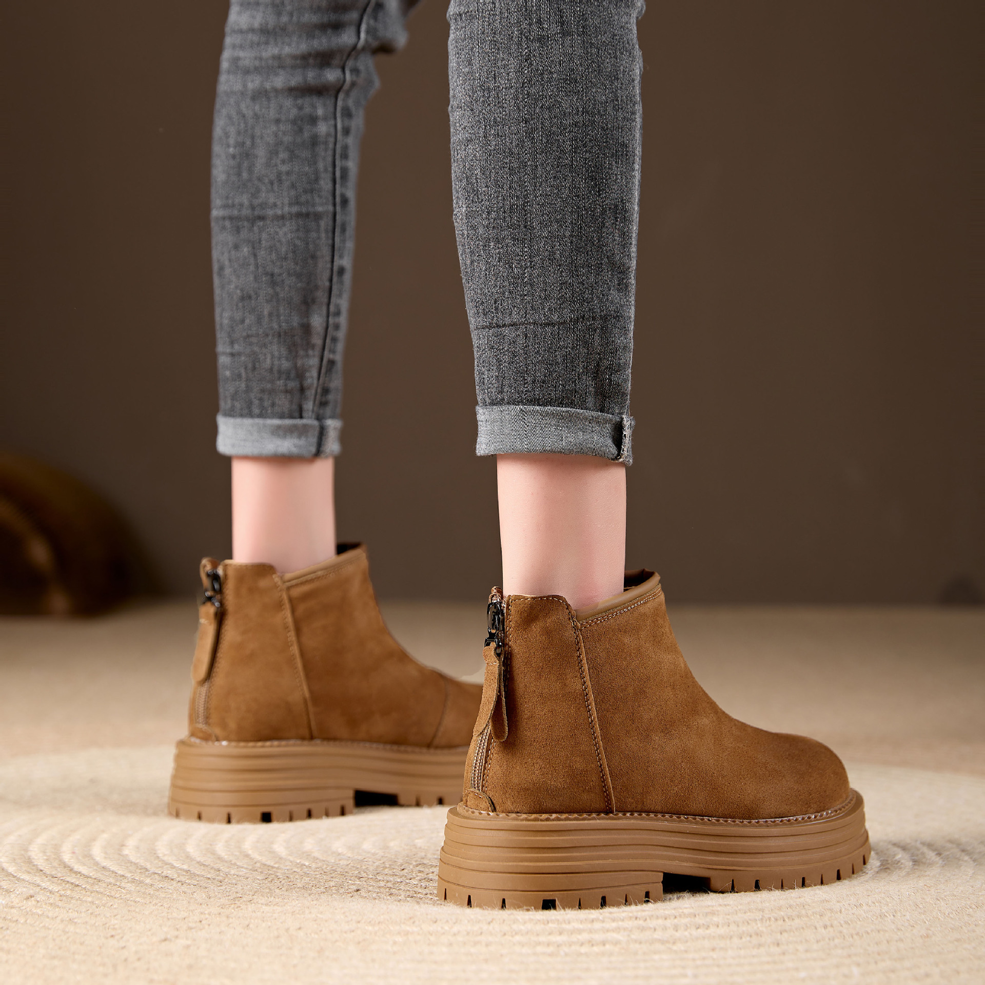 Women's Retro Suede Boots With Warm Fleece Lining And Thick Sole_voghion.com