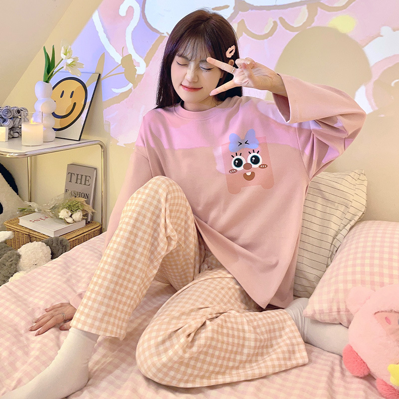 보라색 나비 축제 스마일리