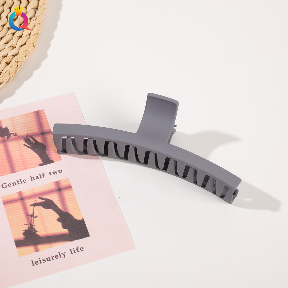 Oversized Shark Hair Claw Clip, Korean Morandi Style Hair Accessory_voghion.com