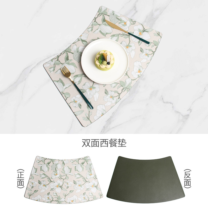 부채꼴 잔디 녹색