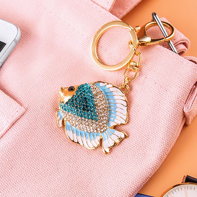 49g Weight Lobster Trigger Clasp Closure Clasp Closure Type Rhinestones Inlay Material Keychain Classification 1 Piece Quantity Daily Occasion Zinc alloy Material Fish Pattern Unisex Gender Plating, Diamond Design Cute Style 1 Piece Cute Fish Zinc Alloy Plating Diamond Rhinestones Unisex Lobster Trigger Clasp Closure Keychain 9