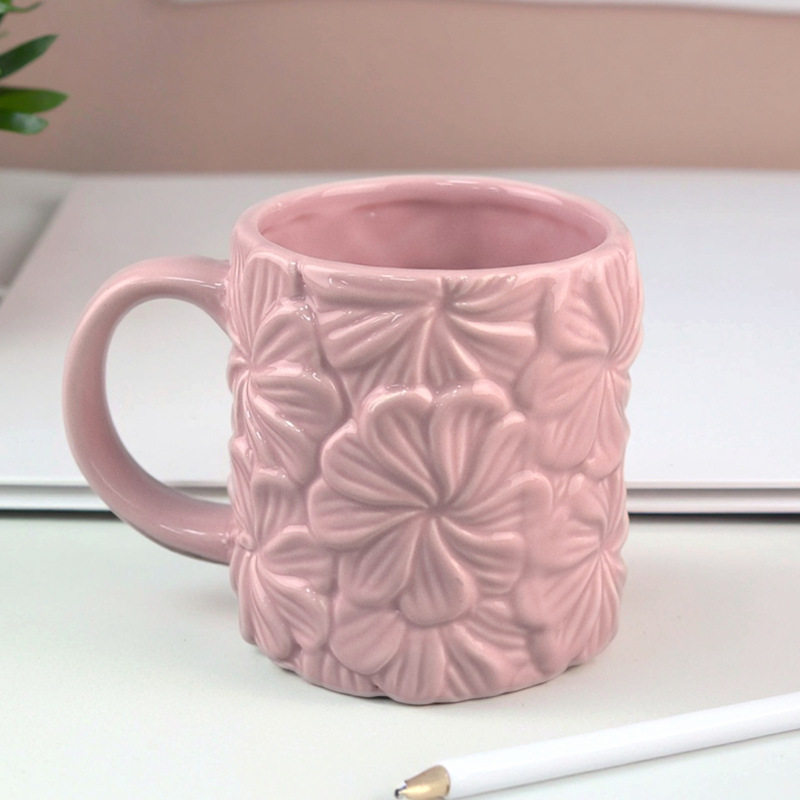 Creativo, de alto valor, exquisito, tierno rosa, flor en relieve, taza de cerámica, niña, primavera, taza de café para el hogar, agua potable