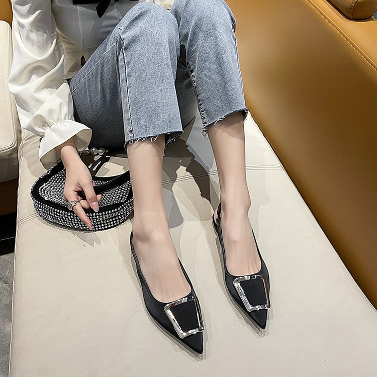 Fairy French style Baotou sandals for women 2024 new spring/summer square buckle pointed sandals, simple and elegant_voghion.com
