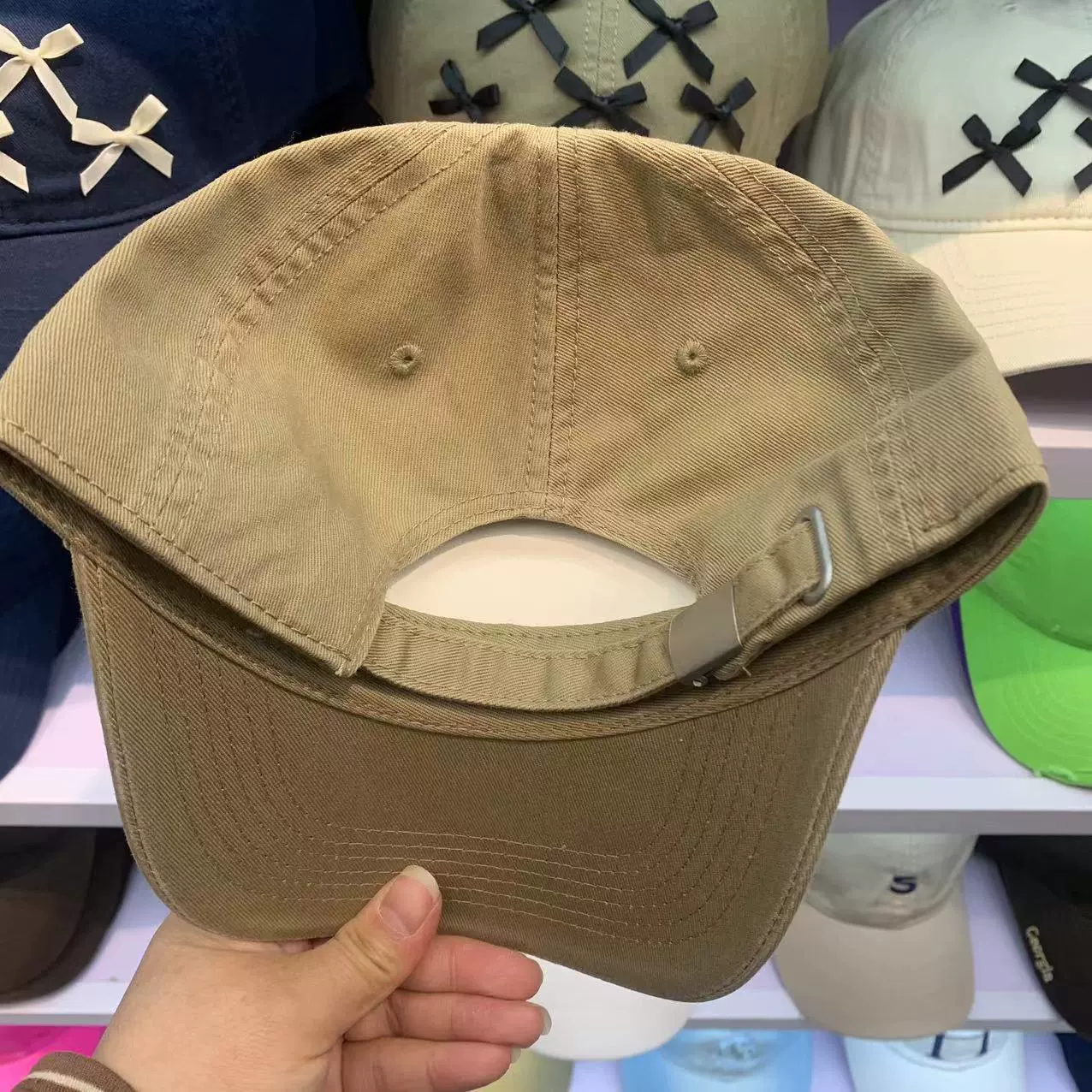 Summer cute baseball cap from pearl with bow for leisure, sun protection