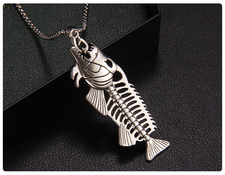 Retro Fish Bone Stainless Steel Alloy Plating Unisex Pendant Necklace 1 Piece