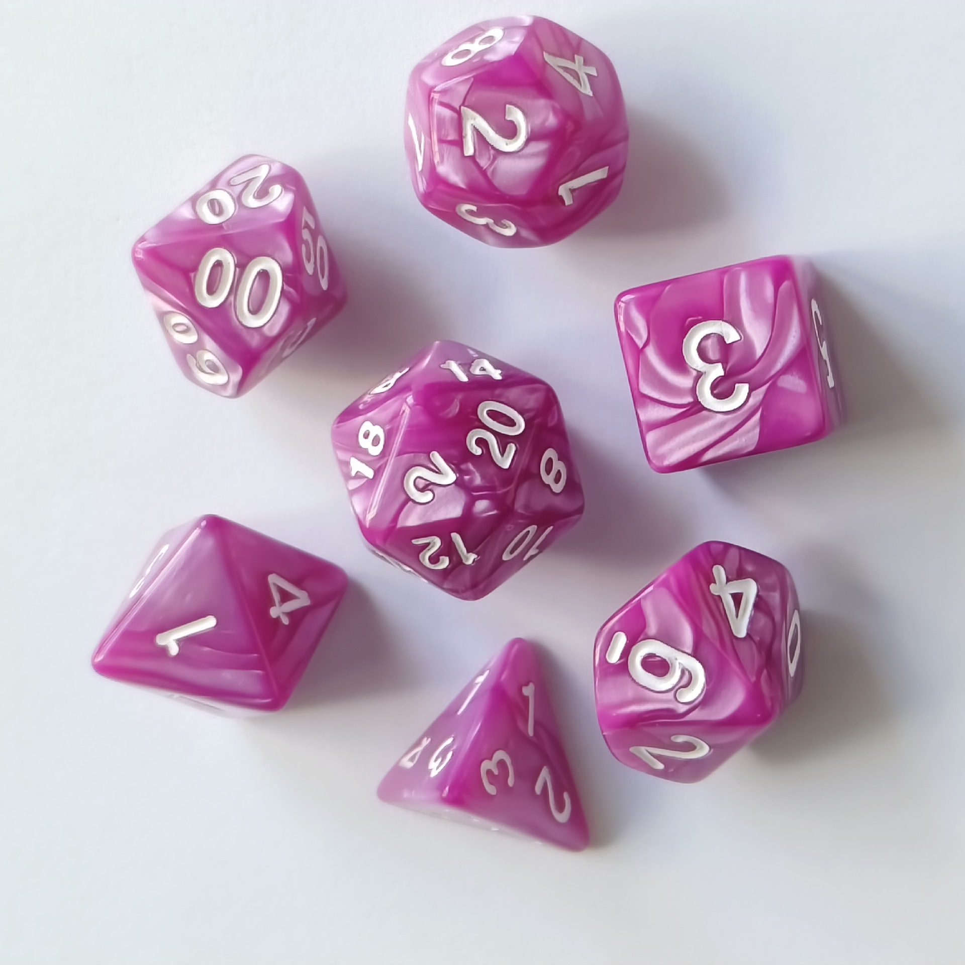 Set de siete piezas con patrón de perlas, tamiz multifacético, color de forma especial digital, color multifacético digital de comercio exterior, dados de grupo de ejecución