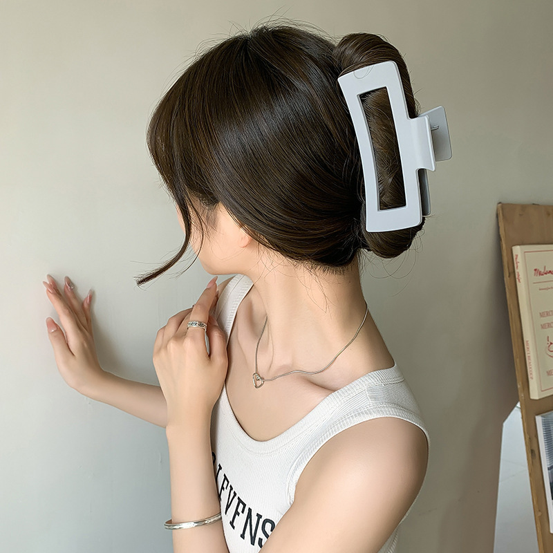 Gran clip de tiburón esmerilado acrílico simple horquilla tocado volumen gran horquilla de alto grado accesorios para el cabello al por mayor