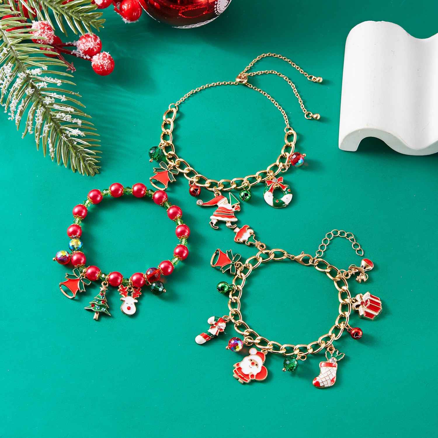17g Weight Electroplating Gold Plating Process KC Golden Plated Plating Material Zinc Alloy Pendant Material Beaded Bracelets Christmas Wholesale