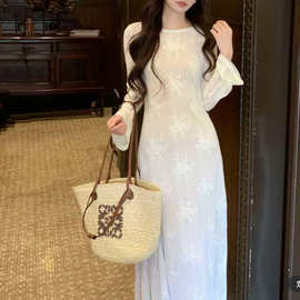 【缪斯印记】重工绣花收腰连衣裙女2025秋季新品气质长袖长裙子潮