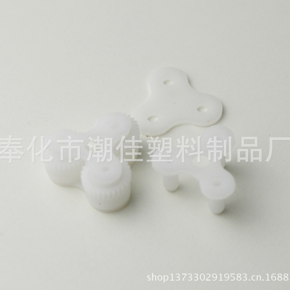 【优良产品】厂家大量生产塑料齿轮 可批发