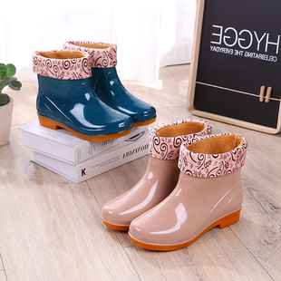 Fashion short rain boots Women's adult outdoor non-slip warm rain boots soft bottom waterproof shoes work rubber shoes overshoes wholesale