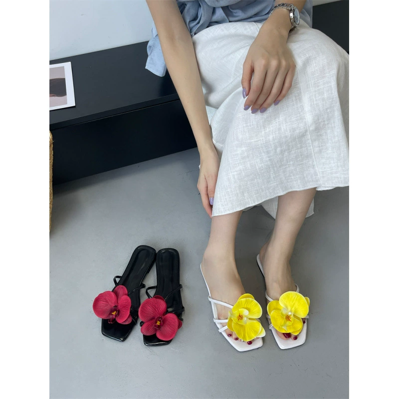 Летние новые европейские и американские модные цветочные балетки-сандалии с квадратным носком на низком каблуке, женские шлепанцы для пляжа, экспорт 43