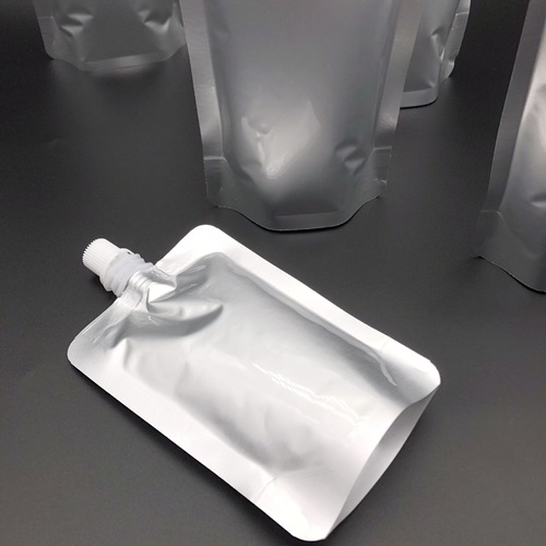 Wholesale aluminum foil spout bag pure aluminum self-standing milk soup liquid packaging bag light-proof beverage juice sauce packaging bag