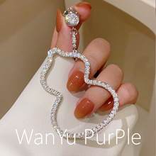 �p�ݴ��ߙn΢��ʯ���s������J����ػ���Ůͬ�����b���ׄe�